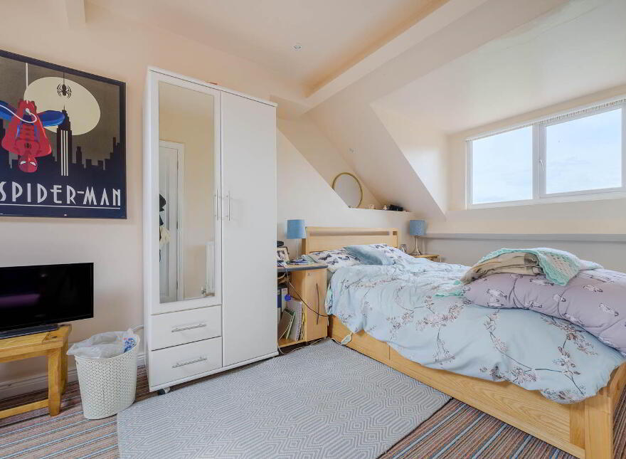 4 Lennox Avenue, Belfast, BT8 6LA