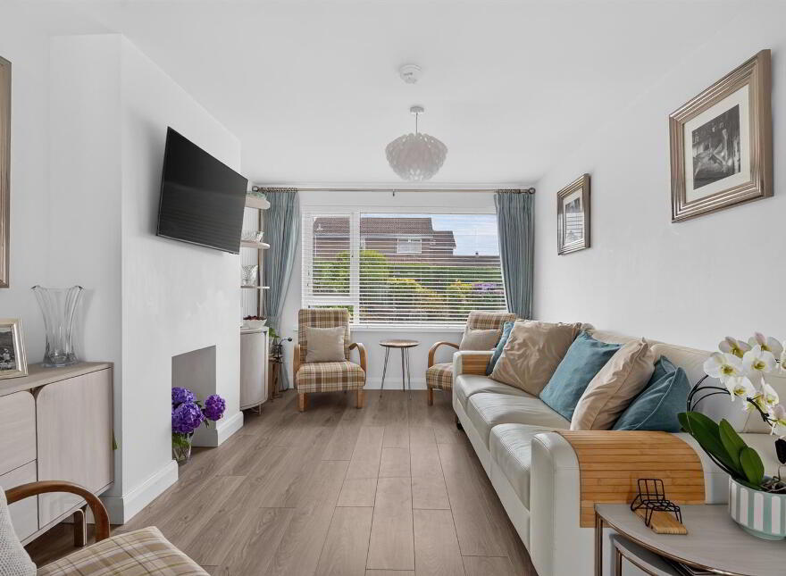 33 Katrine Park, Belfast, BT10 0HT