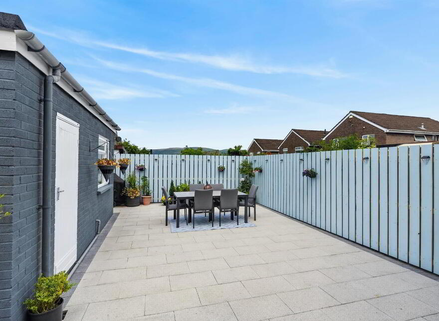 33 Katrine Park, Belfast, BT10 0HT