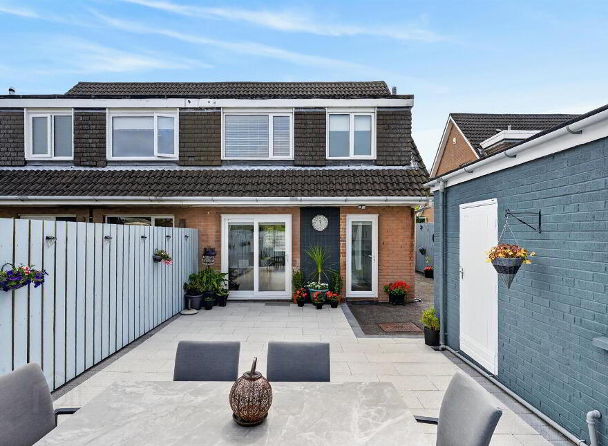 33 Katrine Park, Belfast, BT10 0HT