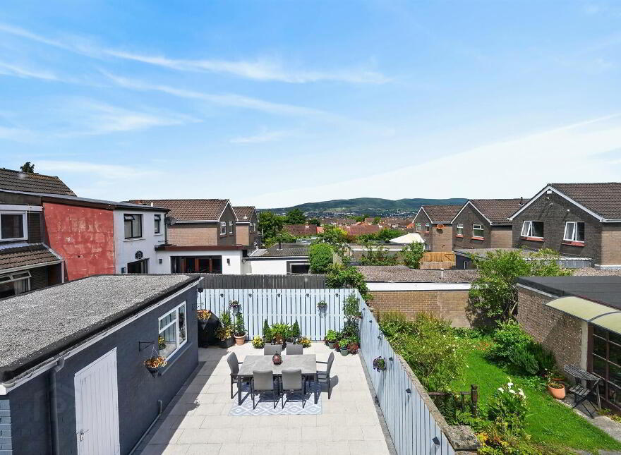 33 Katrine Park, Belfast, BT10 0HT