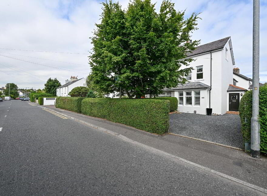 39 Groomsport Road, Bangor, BT20 5LP