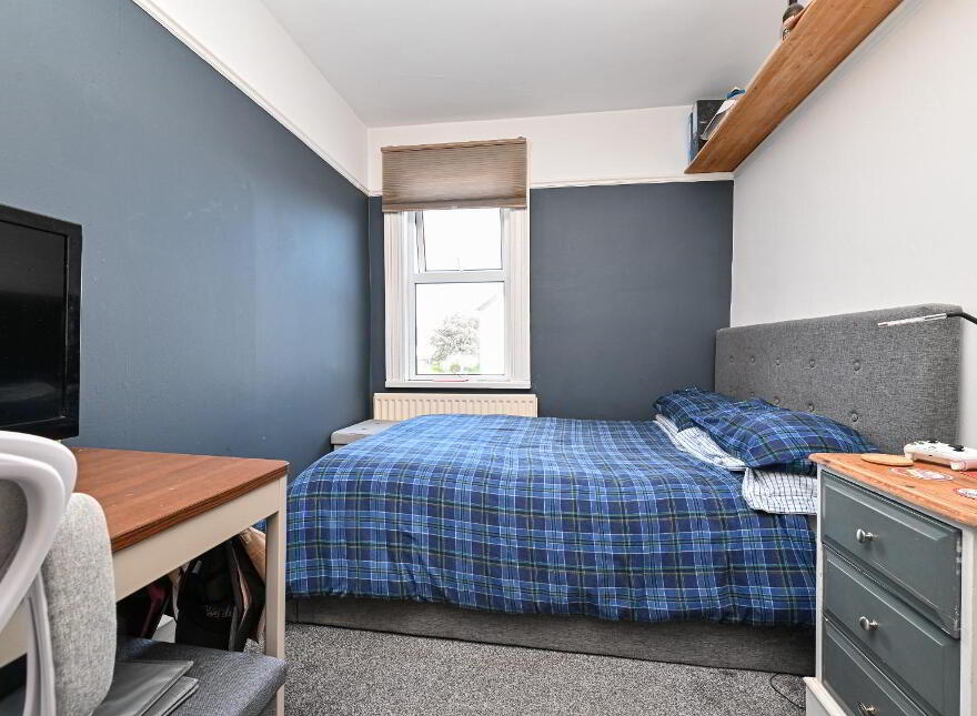 39 Groomsport Road, Bangor, BT20 5LP