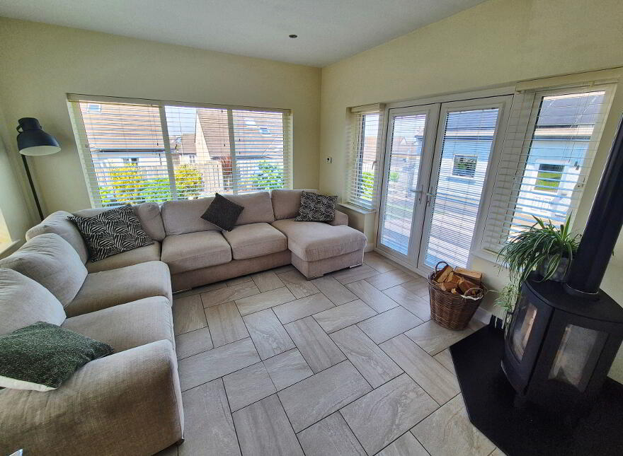 45 Magheraboy Avenue, Portrush, BT56 8GW