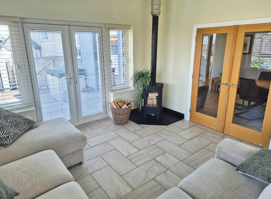45 Magheraboy Avenue, Portrush, BT56 8GW