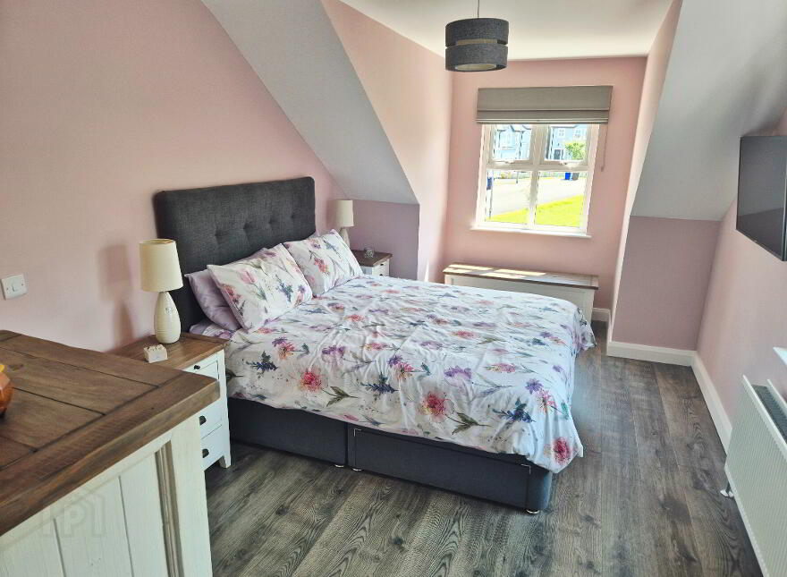 45 Magheraboy Avenue, Portrush, BT56 8GW