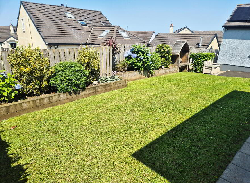 45 Magheraboy Avenue, Portrush, BT56 8GW
