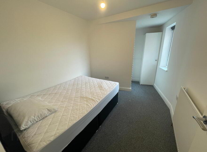 Apt 4, 42 - 46 Upper Newtownards Road, Belfast, BT4 3EL