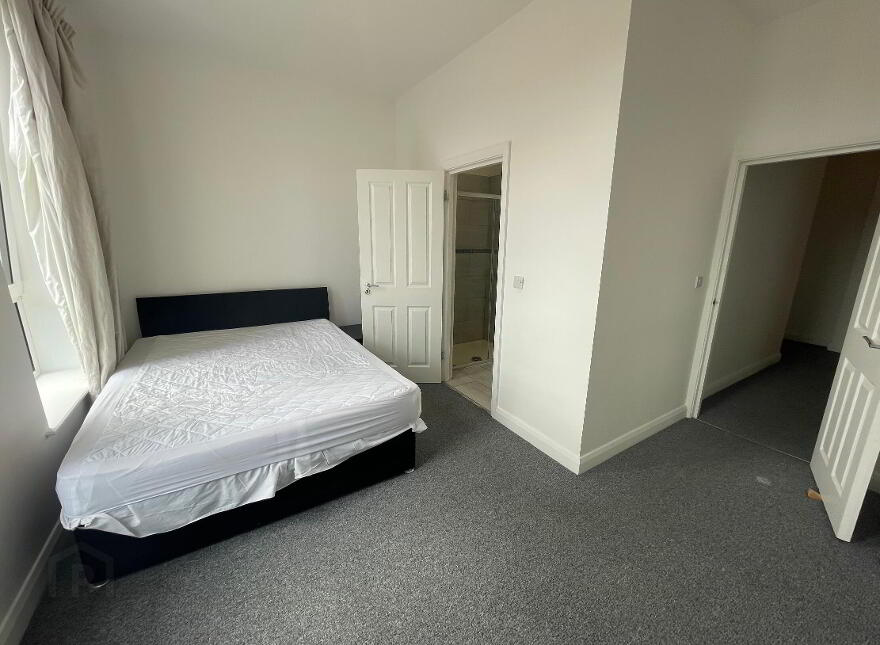 Apt 4, 42 - 46 Upper Newtownards Road, Belfast, BT4 3EL