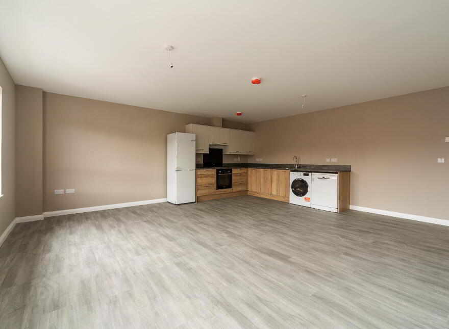 Apt 5 Moat House, 971-973 Upper Newtownards Road, Dundonald, Belfast, BT16 1RL