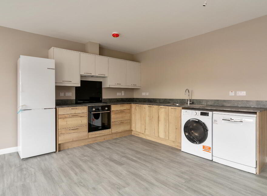 Apt 5 Moat House, 971-973 Upper Newtownards Road, Dundonald, Belfast, BT16 1RL