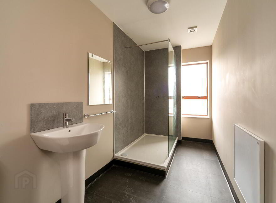 Apt 5 Moat House, 971-973 Upper Newtownards Road, Dundonald, Belfast, BT16 1RL
