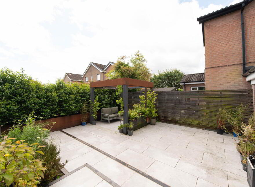 32 Lynda Avenue, Jordanstown, Newtownabbey, BT37 0NX