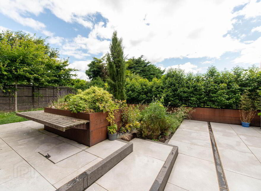 32 Lynda Avenue, Jordanstown, Newtownabbey, BT37 0NX
