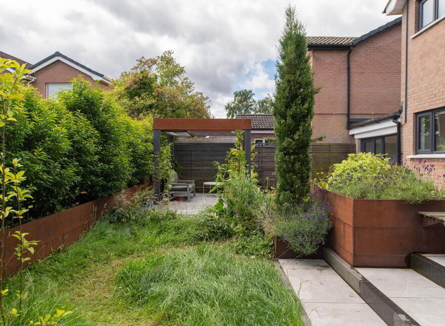 32 Lynda Avenue, Jordanstown, Newtownabbey, BT37 0NX