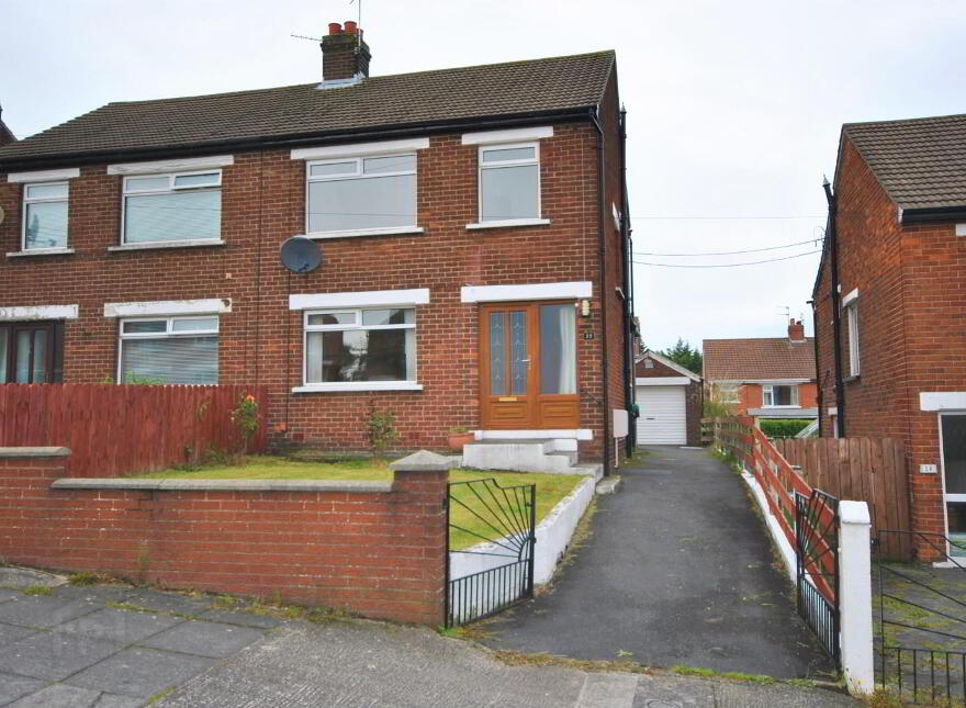 22 Silverstream Drive, Bangor, BT20 3LW photo