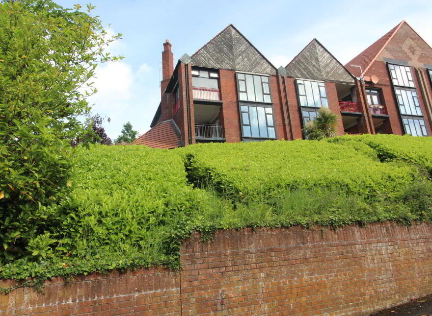 14 The Pines, Newtownabbey, BT37 0SE
