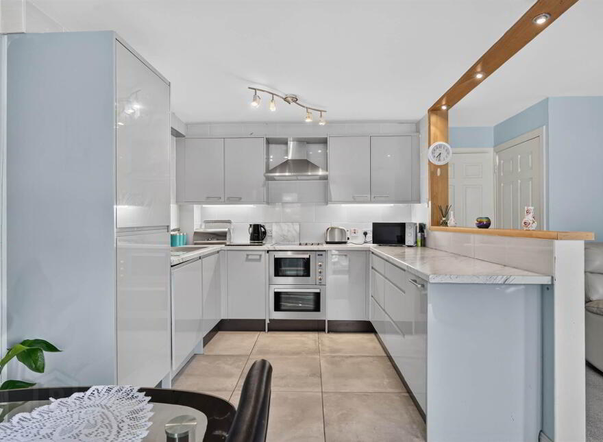 Apartment 5 The Hollies 109 North Road, Ballyhackamore, Belfast, BT5 5NF