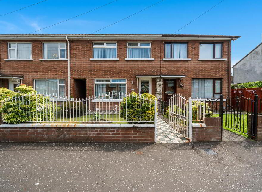 7 Larkfield Grove, Belfast, BT4 1QH
