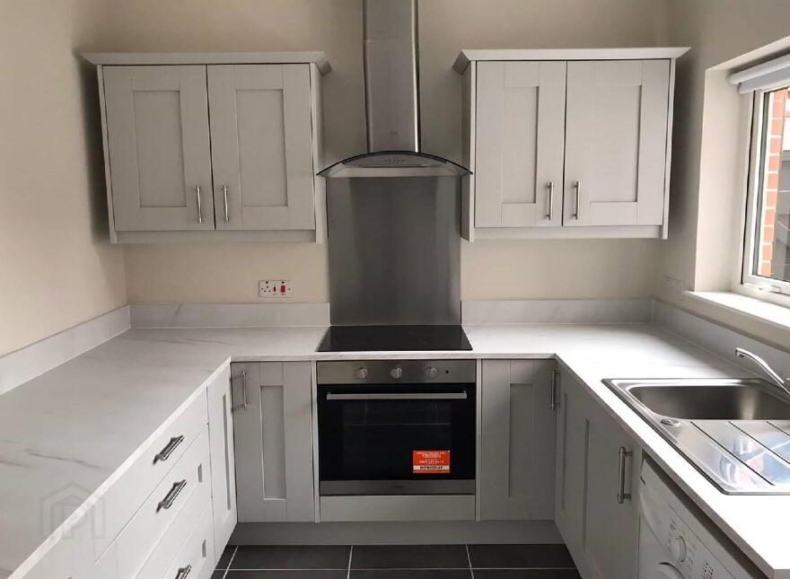 35 Dunraven Avenue, Belfast, BT5 5JR