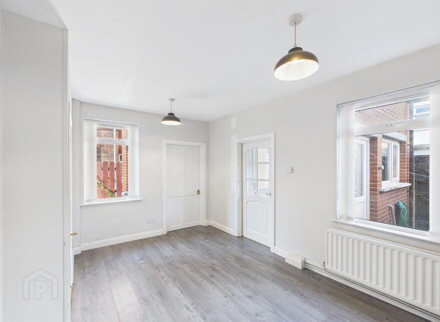 35 Dunraven Avenue, Belfast, BT5 5JR