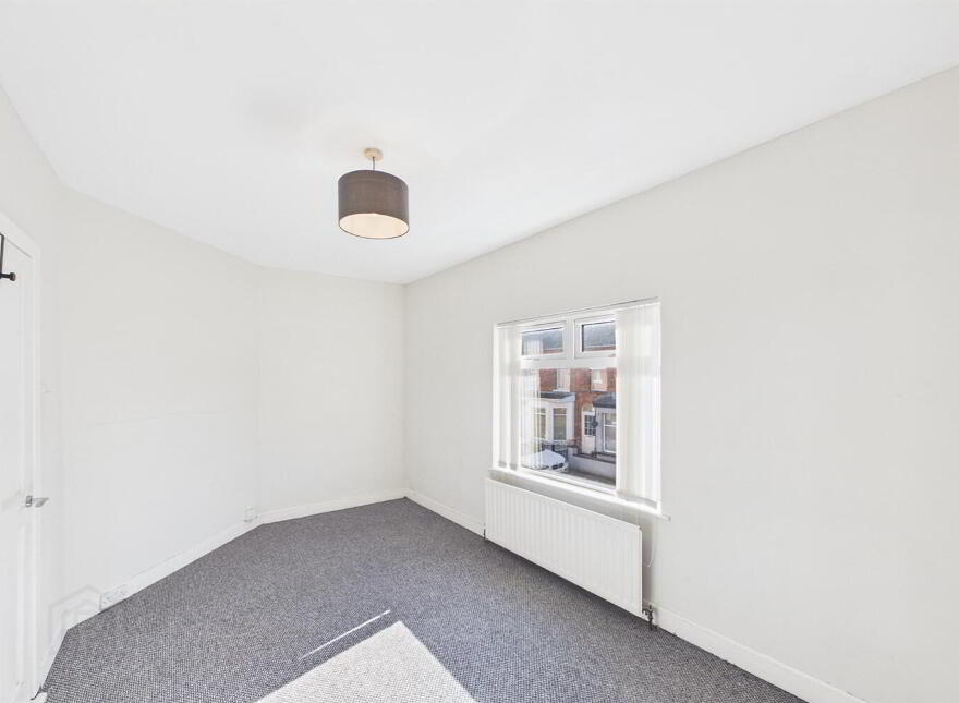 35 Dunraven Avenue, Belfast, BT5 5JR