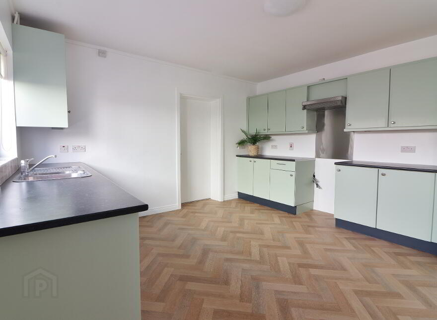 128 Lake Street, Lurgan, BT67 9DY