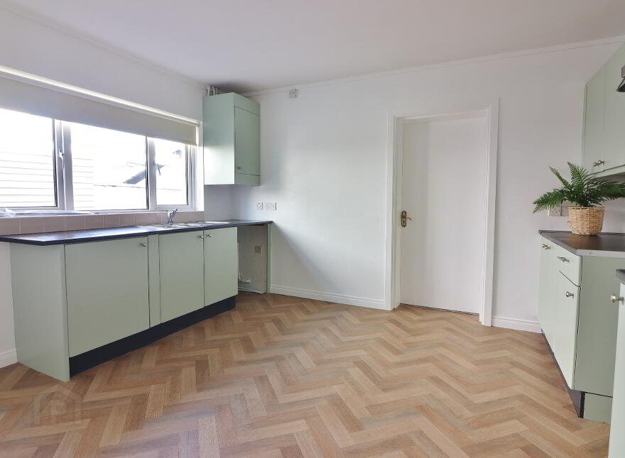 128 Lake Street, Lurgan, BT67 9DY