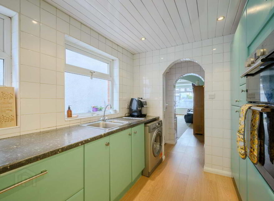 164 Connsbrook Avenue, Belfast, BT4 1JY