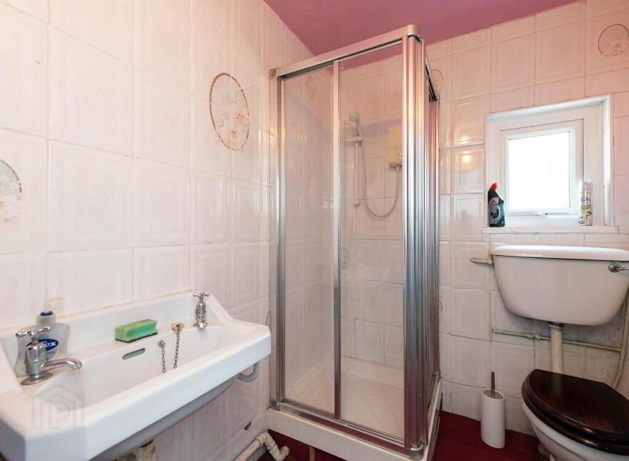 101 Station Road, Greenisland, Carrickfergus, BT38 8UW