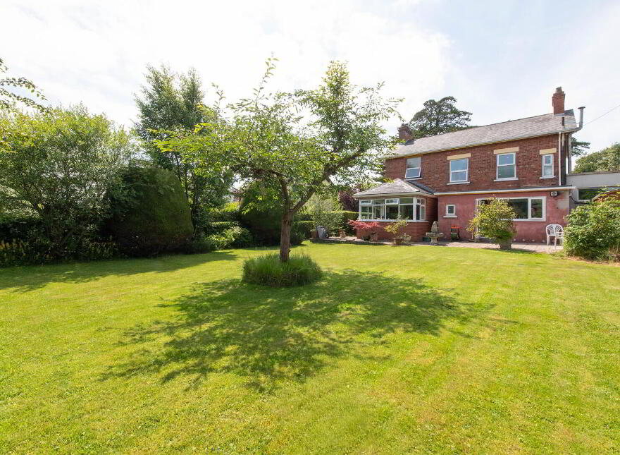 101 Station Road, Greenisland, Carrickfergus, BT38 8UW