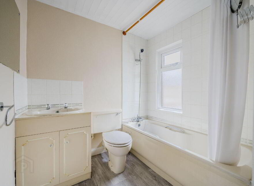 23 Bathgate Drive, Belfast, BT4 2BA