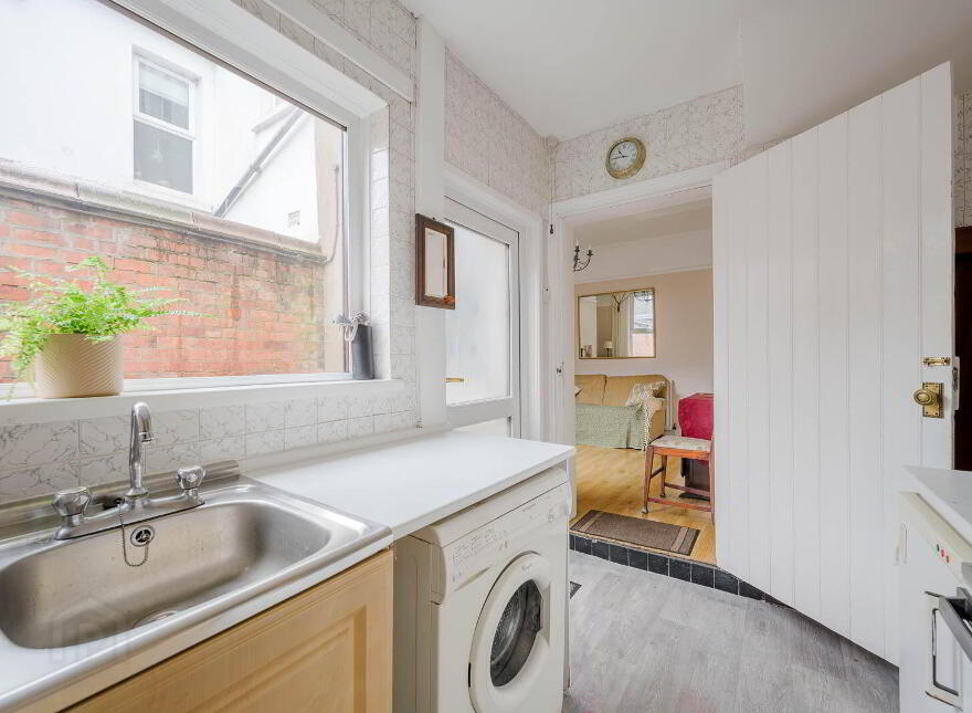 23 Bathgate Drive, Belfast, BT4 2BA