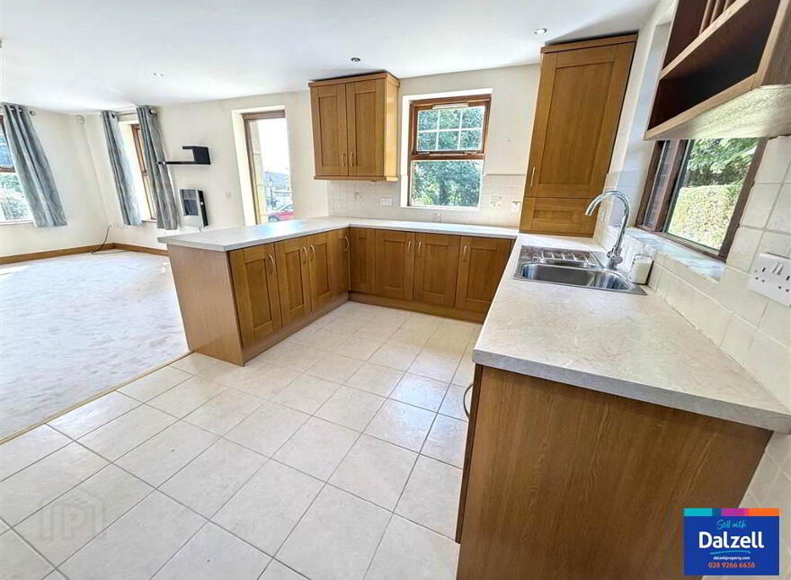 Apt 5, Cathedral View, Lisburn, BT28 3FX