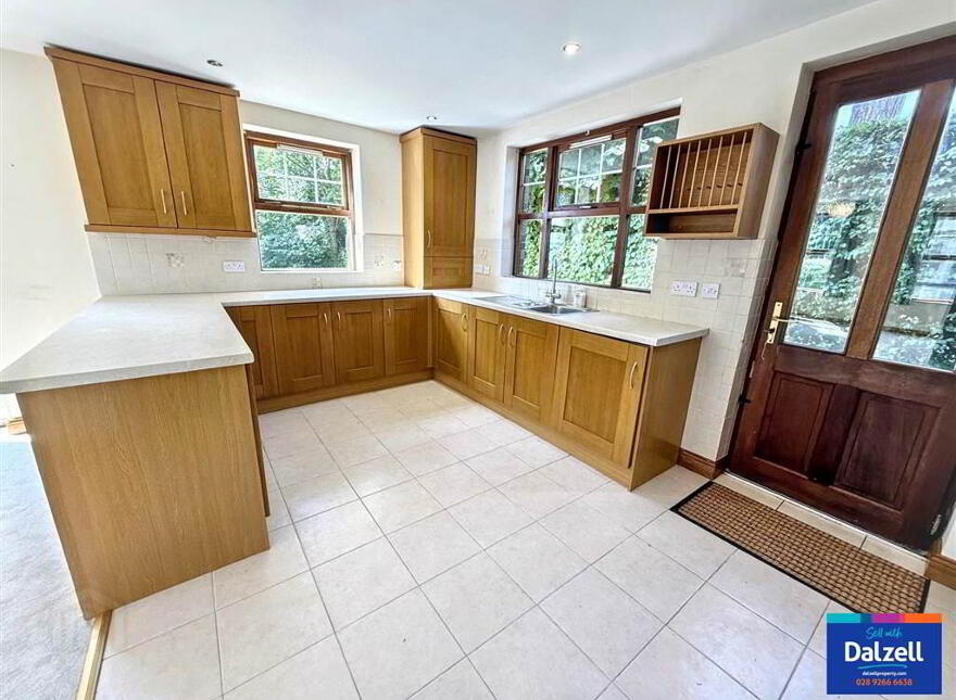 Apt 5, Cathedral View, Lisburn, BT28 3FX