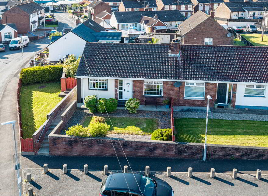 39 Young Crescent, Castlederg, BT81 7BZ