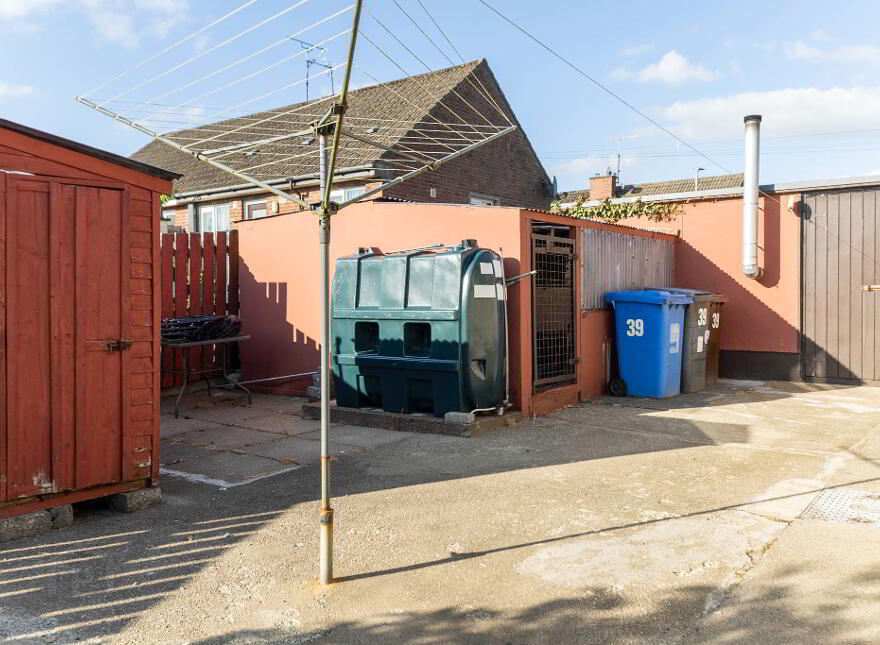 39 Young Crescent, Castlederg, BT81 7BZ