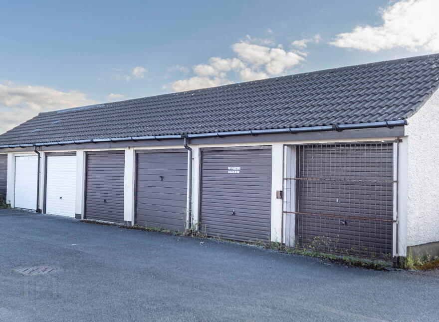 39 Young Crescent, Castlederg, BT81 7BZ