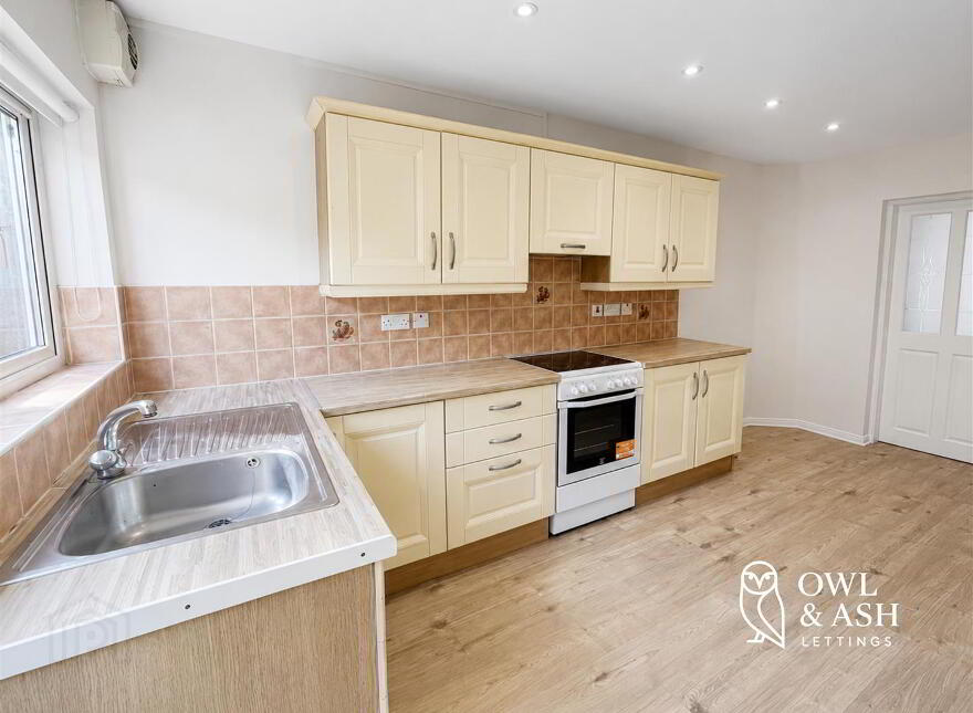 52 Sloan Street, Lisburn, BT27 5AG