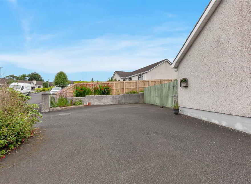 1A Wellbourne Grove, Moorfields, Ballymena, BT42 3EU