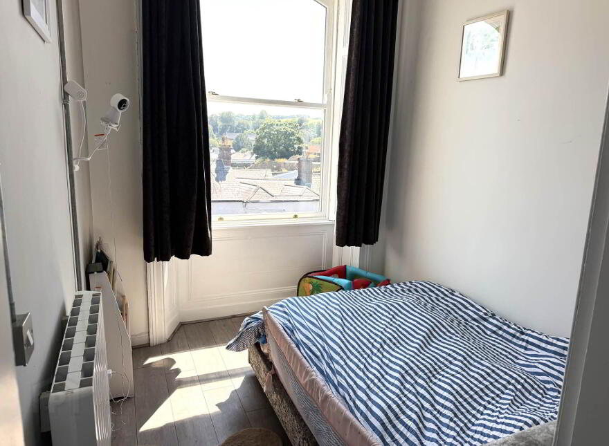 Lilly O`briens Public House & Apartments, Castle Street, Roscrea, E53H586