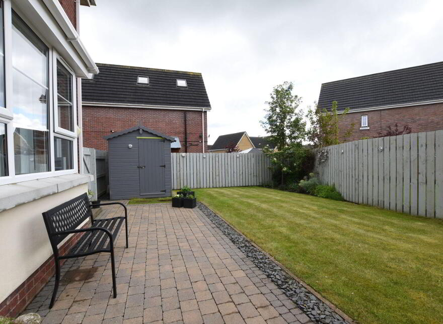 32 Ayrshire Park, Lisburn, BT28 2LT