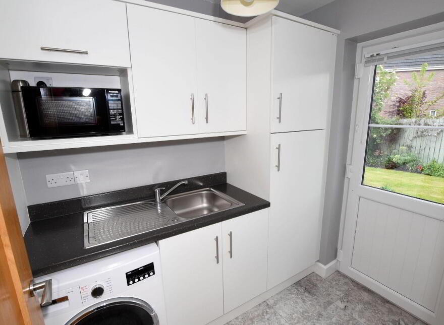 32 Ayrshire Park, Lisburn, BT28 2LT