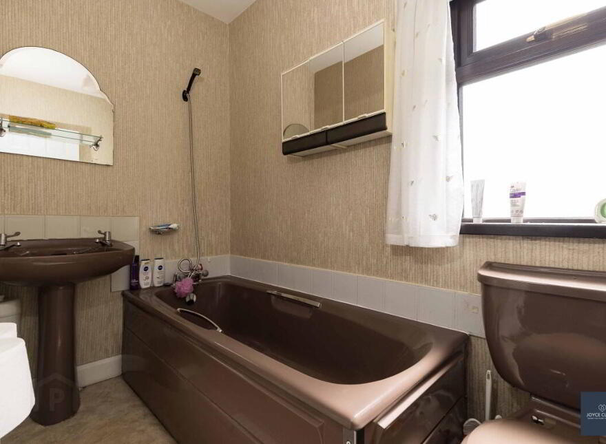 65 Armagh Road, Portadown, BT62 3DL