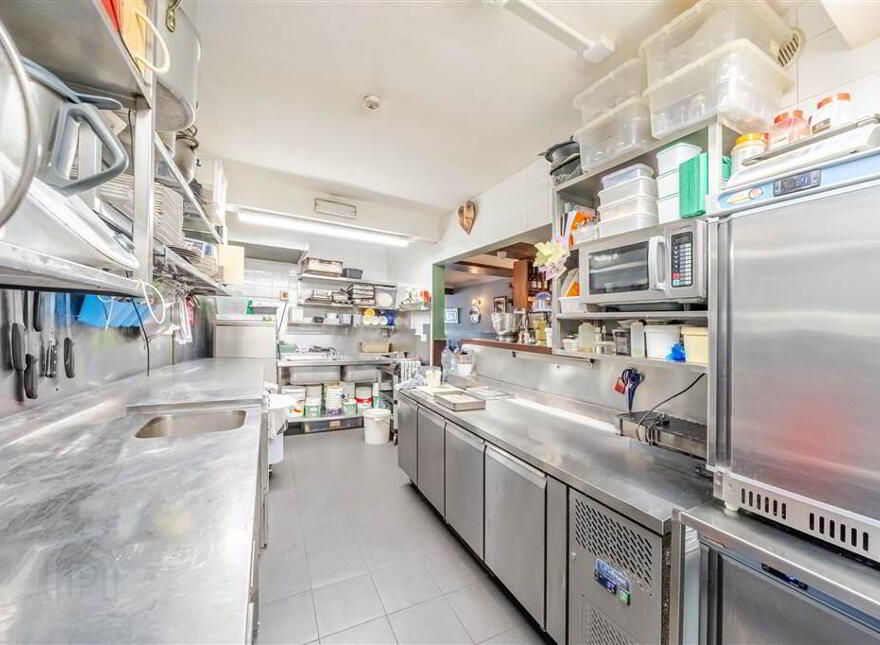 3 Restaurant (Sage) & Apartments, 10 High Street, Westport, F28X726