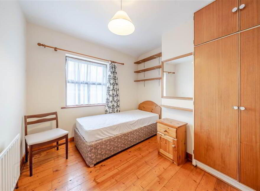 3 Restaurant (Sage) & Apartments, 10 High Street, Westport, F28X726