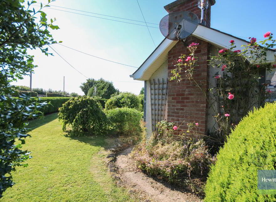 15 Tirmacrannon Road, Loughgall, BT61 8LW