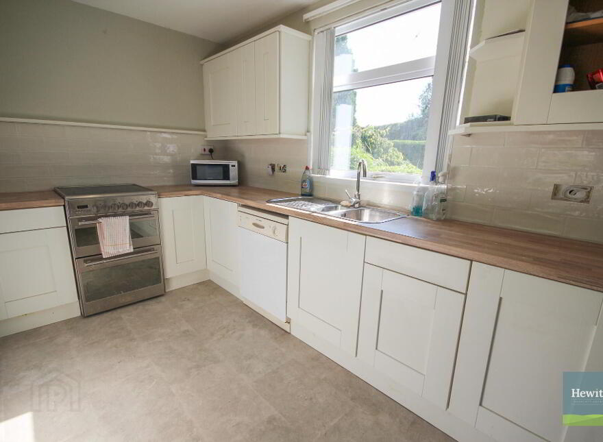 15 Tirmacrannon Road, Loughgall, BT61 8LW