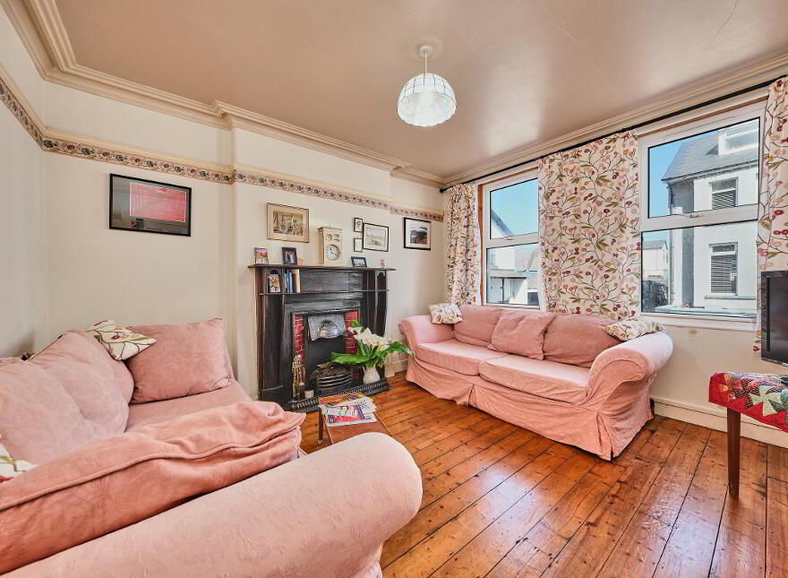 6 Enfield Street, Portstewart, BT55 7AL