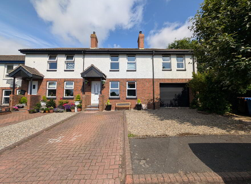 8 Church Close, Dundrum, BT33 0SB